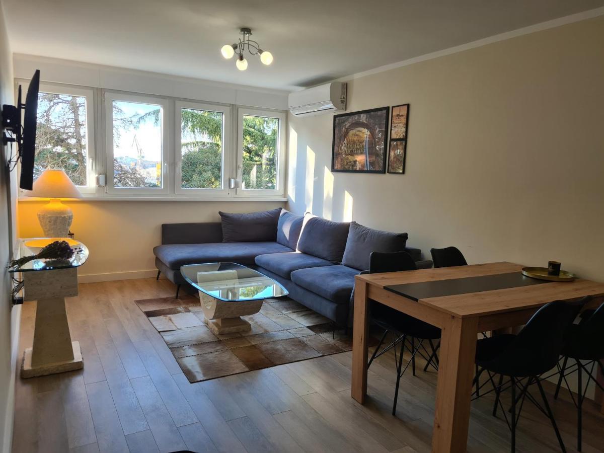 Apartman Monte Zaro Park بولا المظهر الخارجي الصورة
