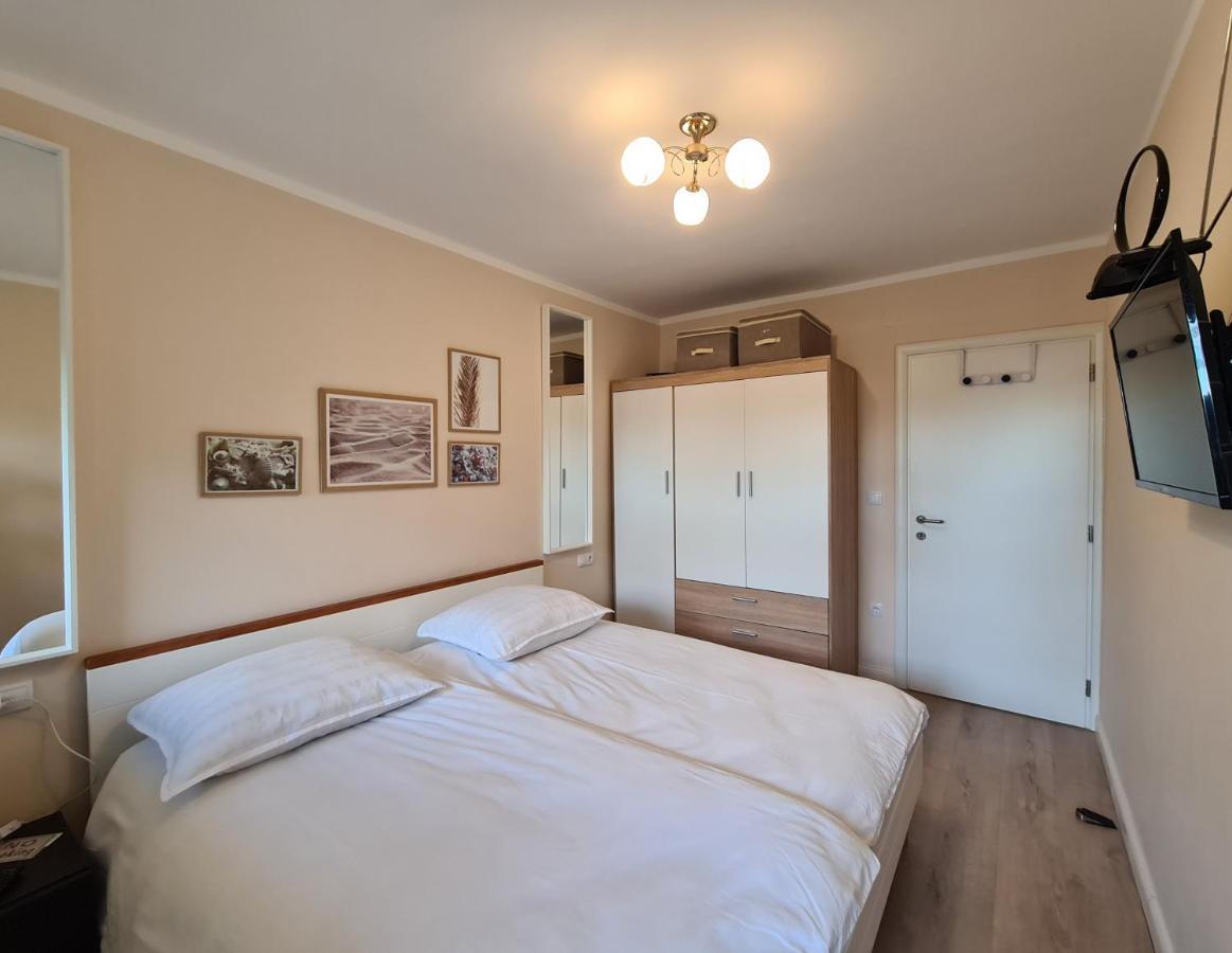 Apartman Monte Zaro Park بولا المظهر الخارجي الصورة